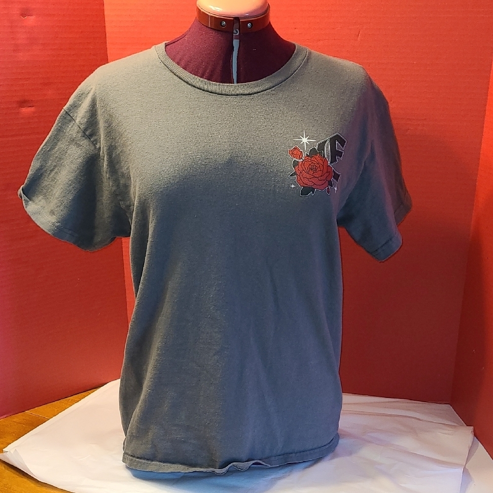Empyre Collegiate Metal Grey T-Shirt Supreme  with Red Rose Graphic